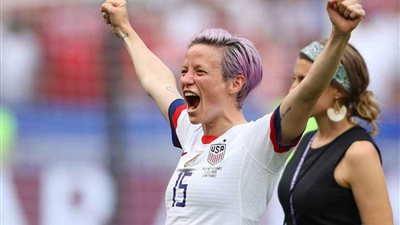 الأمريكية ميجان رابينو تتوج بجائزة 