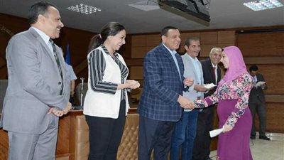 محافظ البحيرة يشهد تدشين مبادرة 