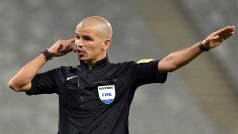 فيكتور جوميز حكما