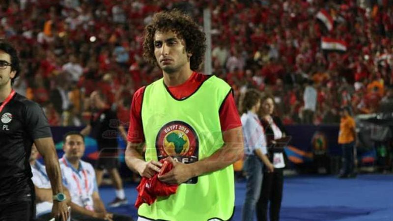 الجماهير تطالب بدخول