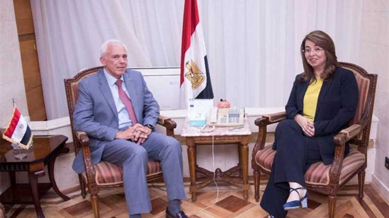 والي تستقبل السفير