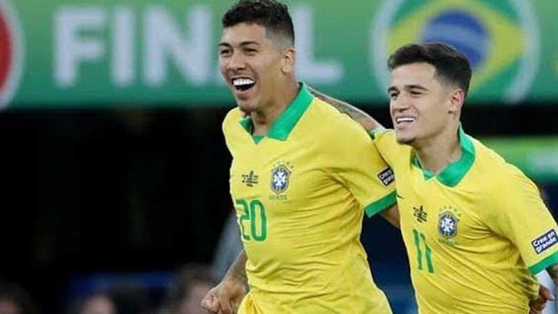 منتخب البرازيل يفوز