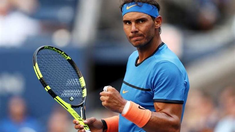 الإسباني نادال يتأهل