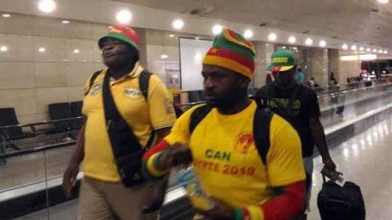 منتخب الكاميرون يغادر