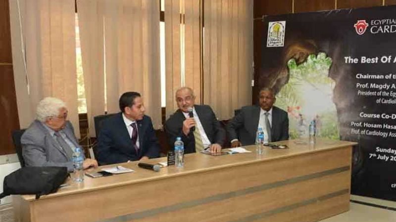 رئيس جامعة أسيوط: