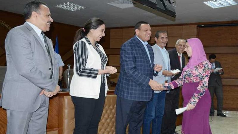 محافظ البحيرة يشهد