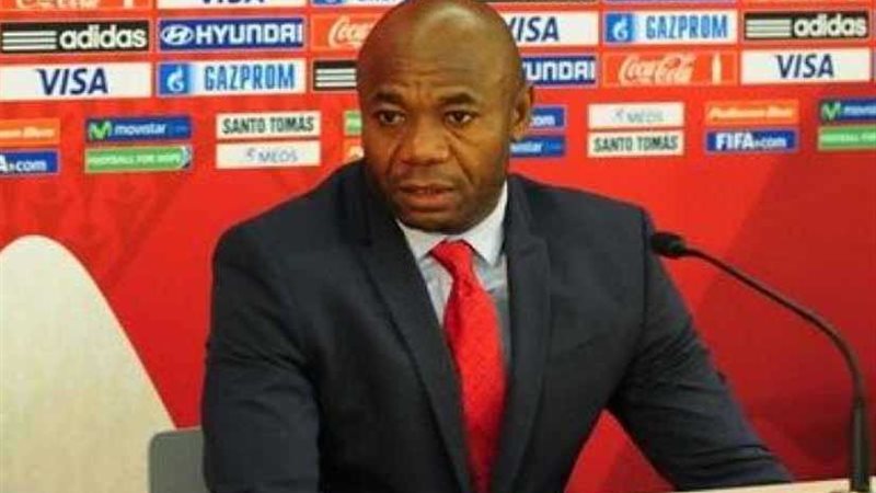 إقالة إيمانويل أمونيكي