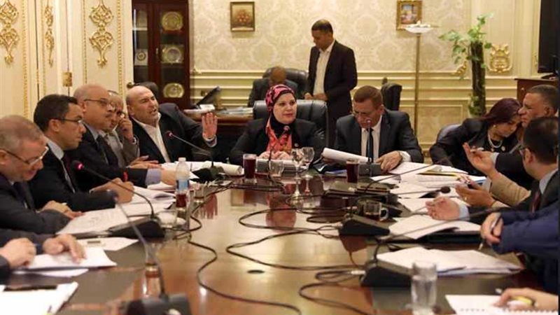 القوي العاملة تستكمل