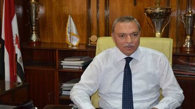 محافظ قنا يتابع الأعمال الجارية بعدد من المشروعات الخدمية للتيسير على المواطنين