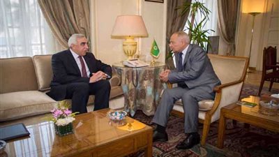 أبو الغيط يطلع سفير العراق على بناء الملحق الجديد للجامعة العربية