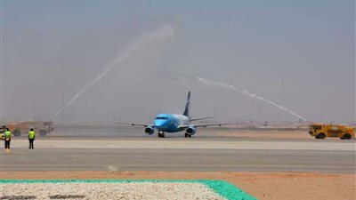 هبوط أول طائرة في مطار العاصمة الجديدة بعد تشغيله