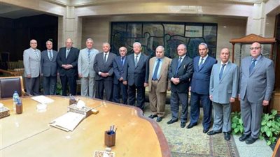 الدستورية العليا تكرم المستشار حنفي الجبالي بعد بلوغه سن المعاش