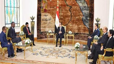 الرئيس السيسي يستقبل رئيس الوزراء التنزانى بحضور 