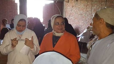 قافلة طبية لجامعة دمنهور بقرية الحاج حسين