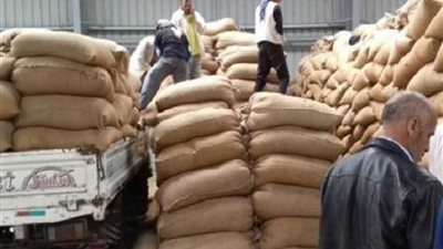 ضربة قوية لأجهزة الأمن.. ضبط 230 طن قمح مدعم مخصص للمخابز بالبحيرة
