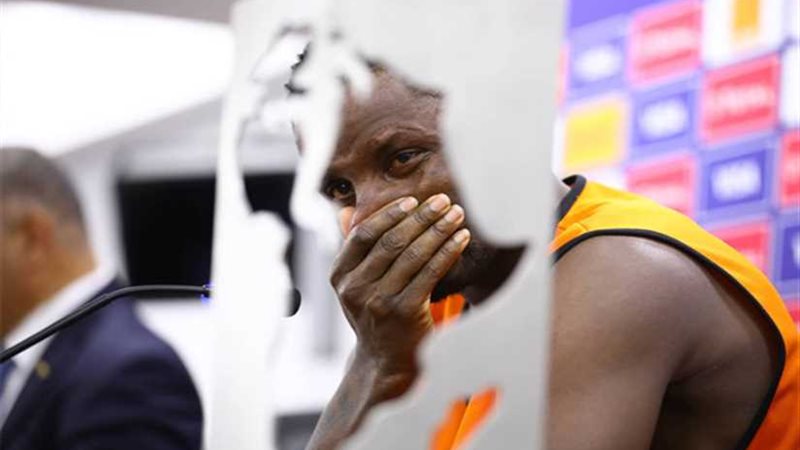 قاسية كرة القدم عندما