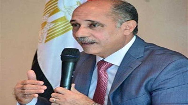 وزير الطيران يفتتح