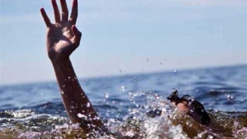 إنقاذ ٣ ضباط وغرق