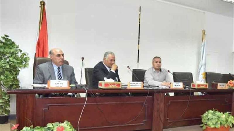 عبد العال يشهد الاجتماع