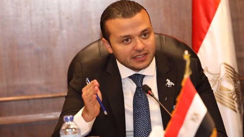 مستقبل وطن يعد دراسة