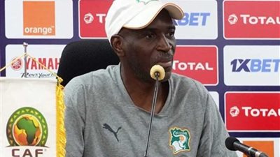 مدرب كوت ديفوار: كنا الأقرب للفوز على الجزائر.. وهذه هي كرة القدم