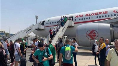 الجزائر تخصص 10 طائرات لنقل مشجعيها لمصر لحضور نصف نهائي أمم أفريقيا