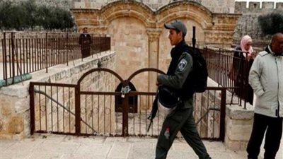 الاحتلال الصهيوني يقتحم مصلى الرحمة ويفرغه من محتوياته