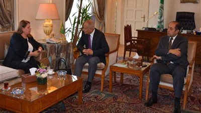 زوجة الأسير 