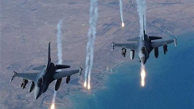 مقاتلات التحالف العربي تستهدف تجمعات الحوثيين في ناطع بالبيضاء اليمنية