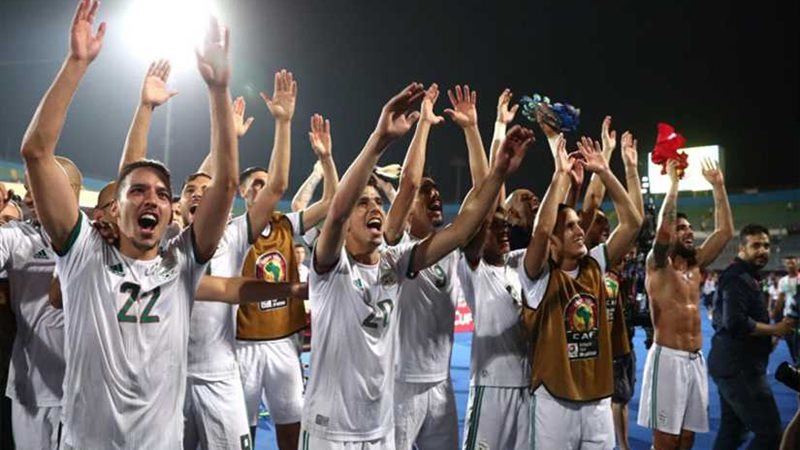 منتخب الجزائر يبلغ