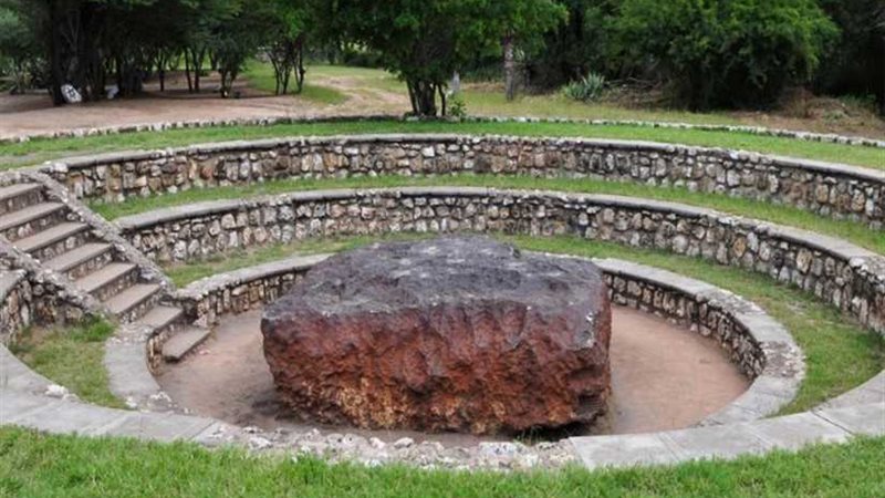 بالصور.. هوبا أكبر