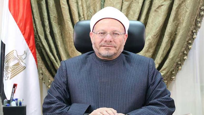 بحضور مفتي الجمهورية..