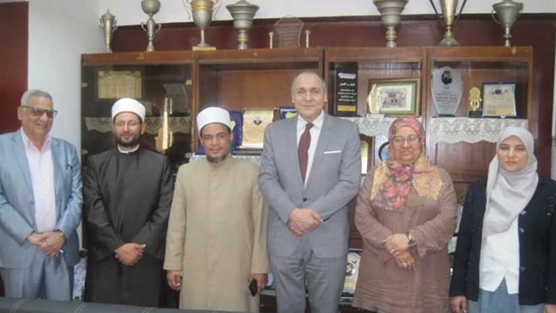 إيفاد واعظين وواعظات