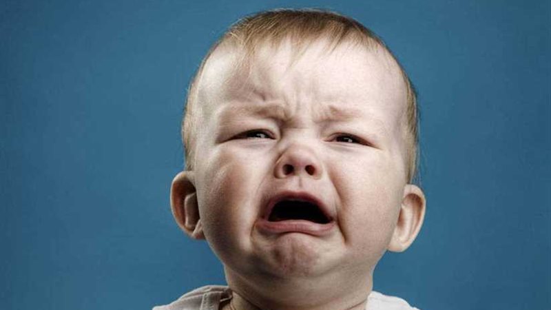 طفلك كثير البكاء..