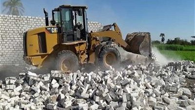 إزالة 100 حالة تعد على الأراضي الزراعية بالمنيا