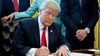 ترامب يفتتح بالبيت الأبيض معرضا للمنتجات الصناعية الأمريكية