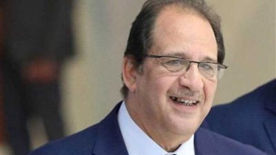 موجز الرابعة.. اللواء عباس كامل يلتقي رئيس دولة جنوب السودان