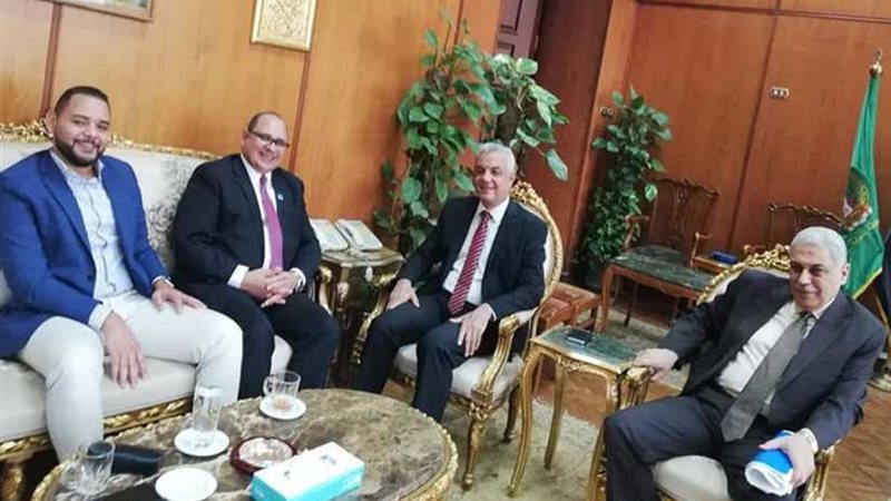 مستشفى ومعهد لتكنولوجيا