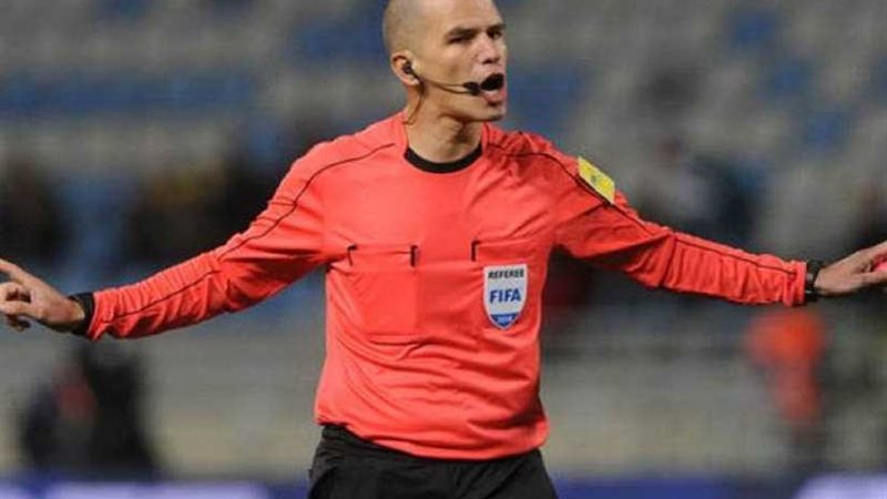 فيكتور جوميز حكما