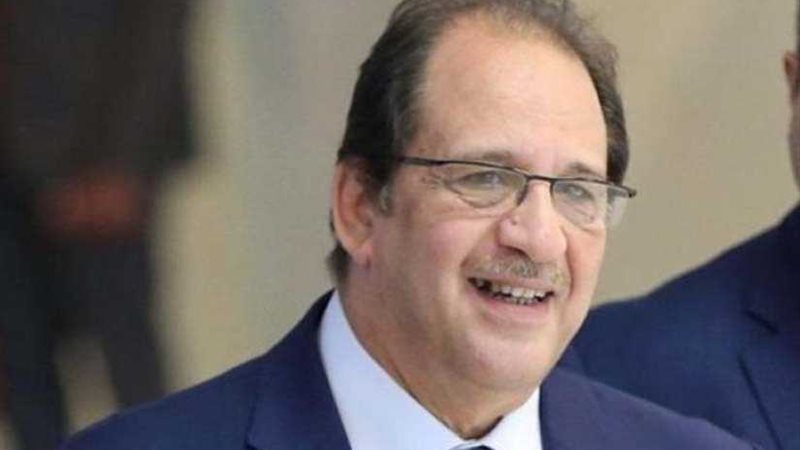 اللواء عباس كامل