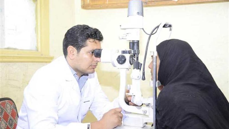 عنيك في عنينا تكافح