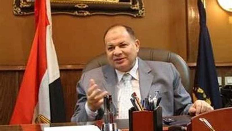 محافظ الفيوم يبحث