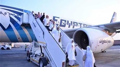 إقلاع أولى رحلات مصر للطيران لنقل حجاج بيت الله الحرام إلى الأراضي المقدسة