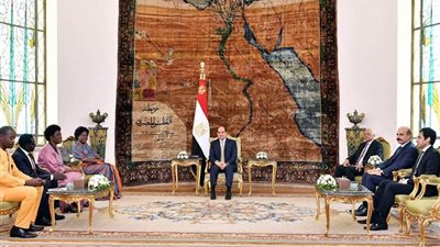 الرئيس السيسي يستقبل رئيسة البرلمان الأوغندي بحضور د. علي عبد العال