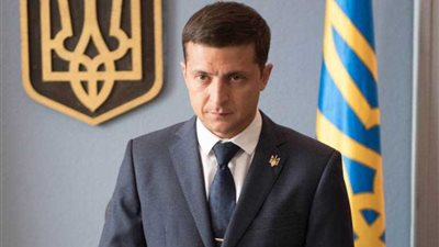 رئيس أوكرانيا يناشد الأجانب الاستثمار في بلاده