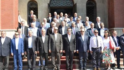 رئيس جامعة بني سويف يحضر اجتماع الأعلى للجامعات