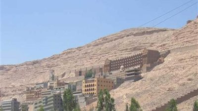 تنشيط السياحة بأسيوط تنظم رحلة للقناطر الجديدة ودير العذراء بدرنكة