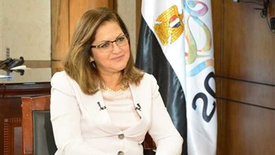 وزيرة التخطيط تلتقي بنظرائها من ثلاث دول على هامش منتدى 