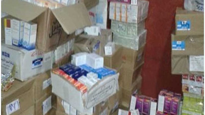 ضبط مخزن أعلاف وكميات