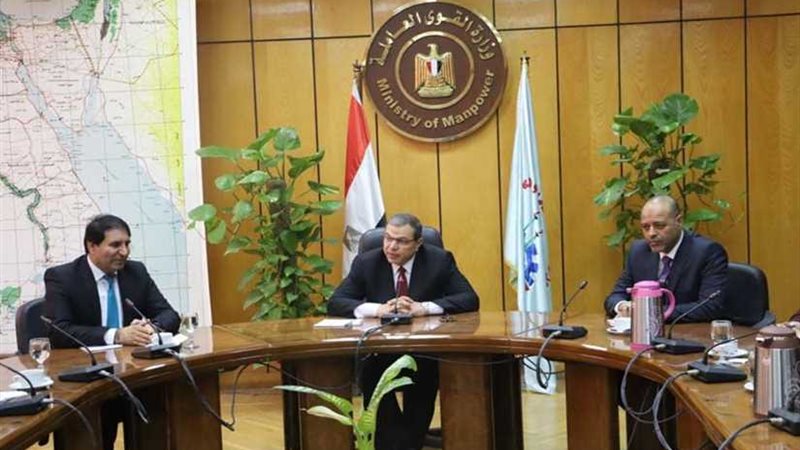 سعفان يؤكد دور العمال